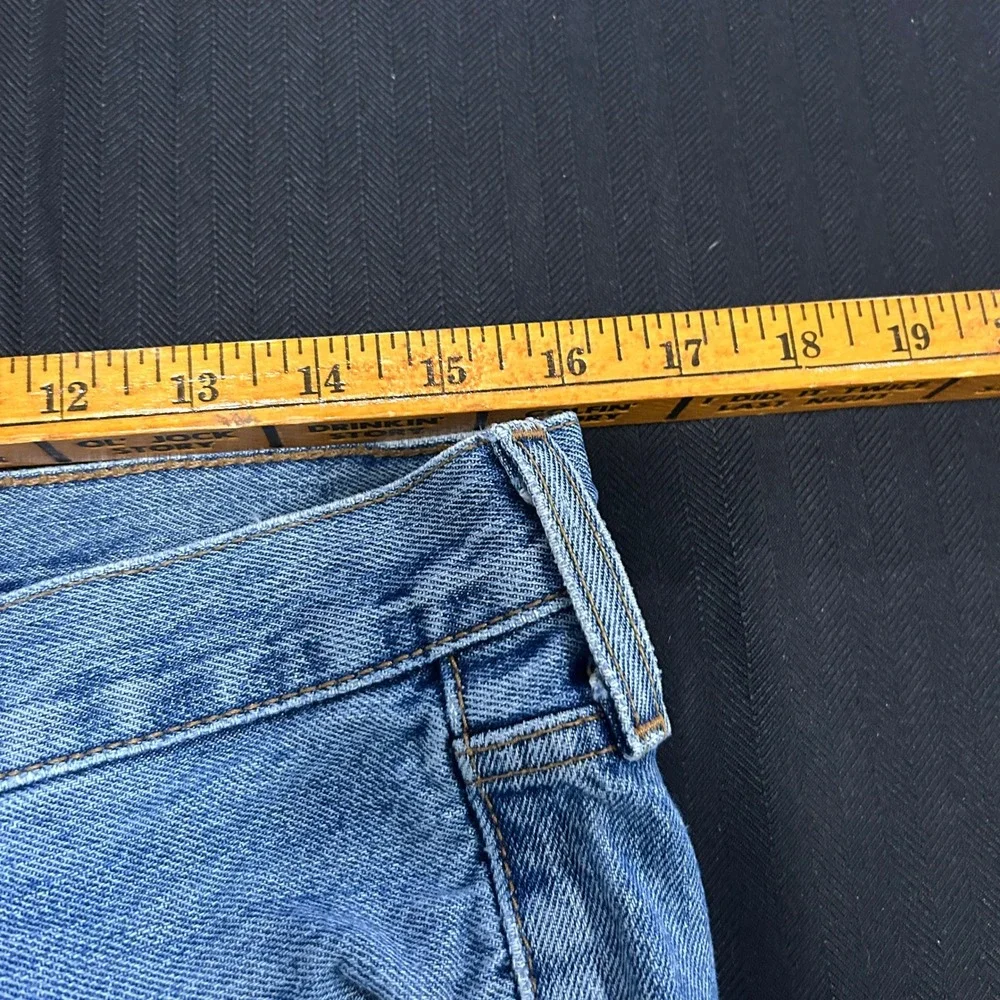 Levis 501 Original Fit Mens Jeans W33 L32 Light Wash Blue Straight Leg Denim
